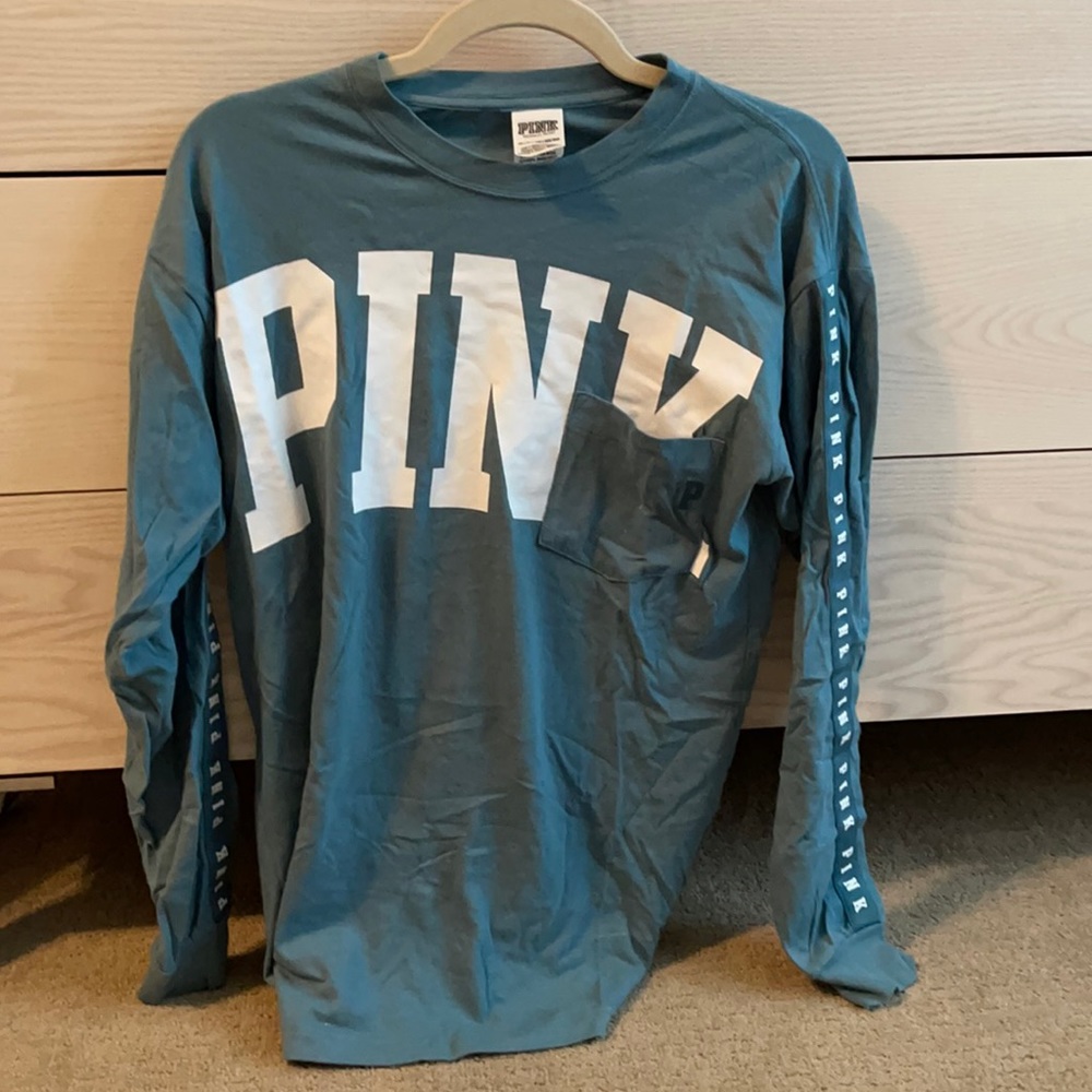 long sleeve blue pink tee